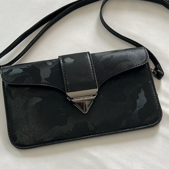 Pixie Mood Black Camo Crossbody - Picture 6 of 6